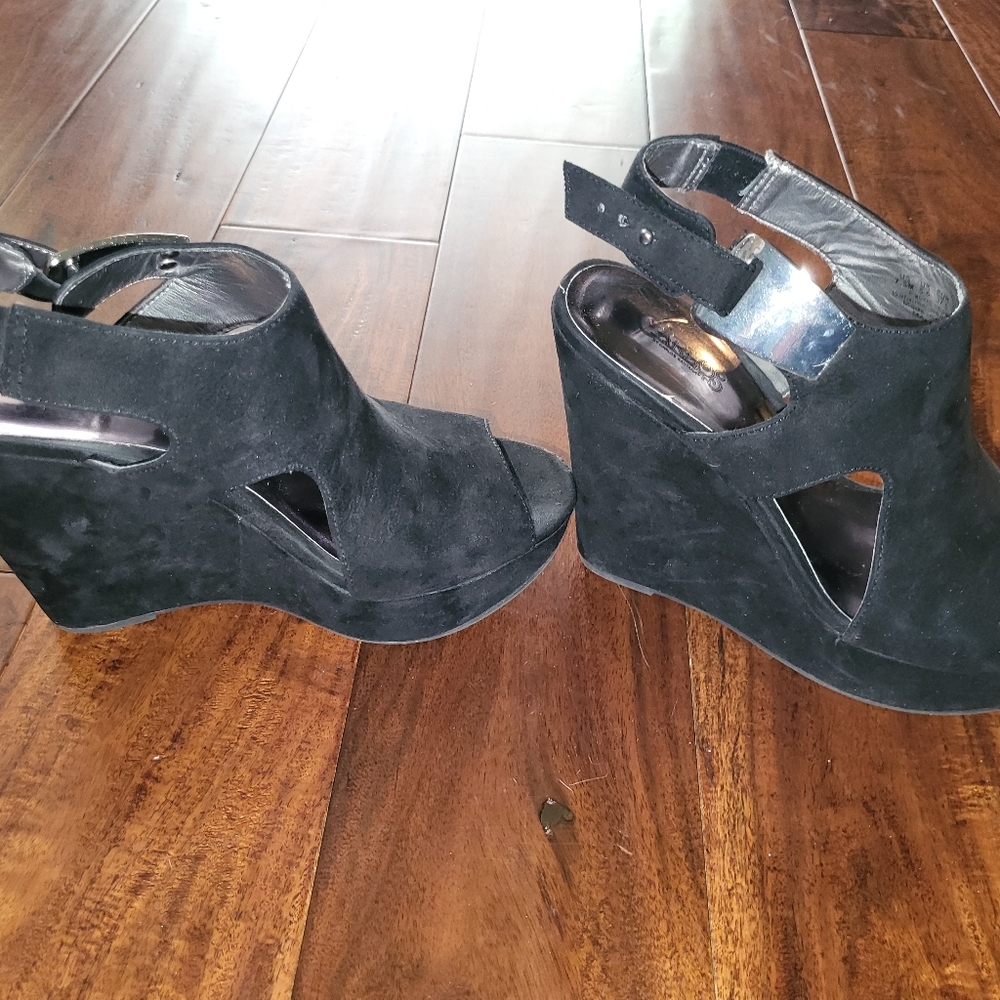 Carlos Santana high wedges